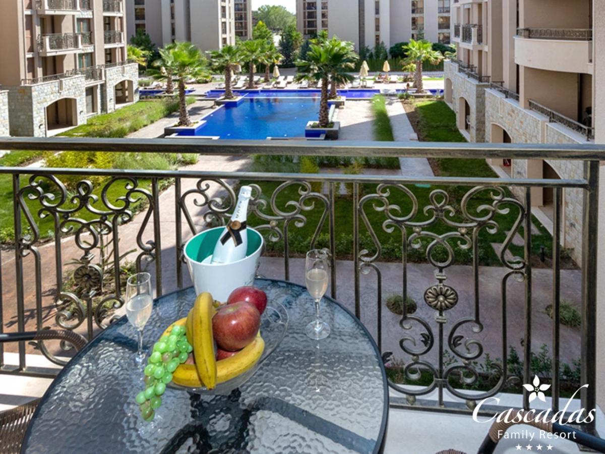Cascadas Family Aparthotel