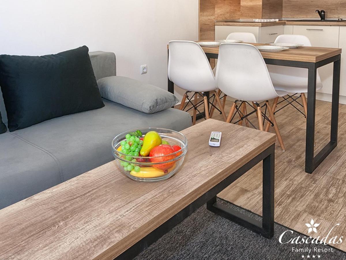 Ξενοδοχείο με διαμερίσματα Cascadas Family Resort
